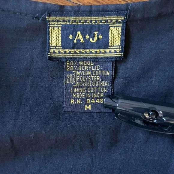 Vintage 80’s/ 90’s A.J. Wool Plaid Vest - Picture 6 of 6